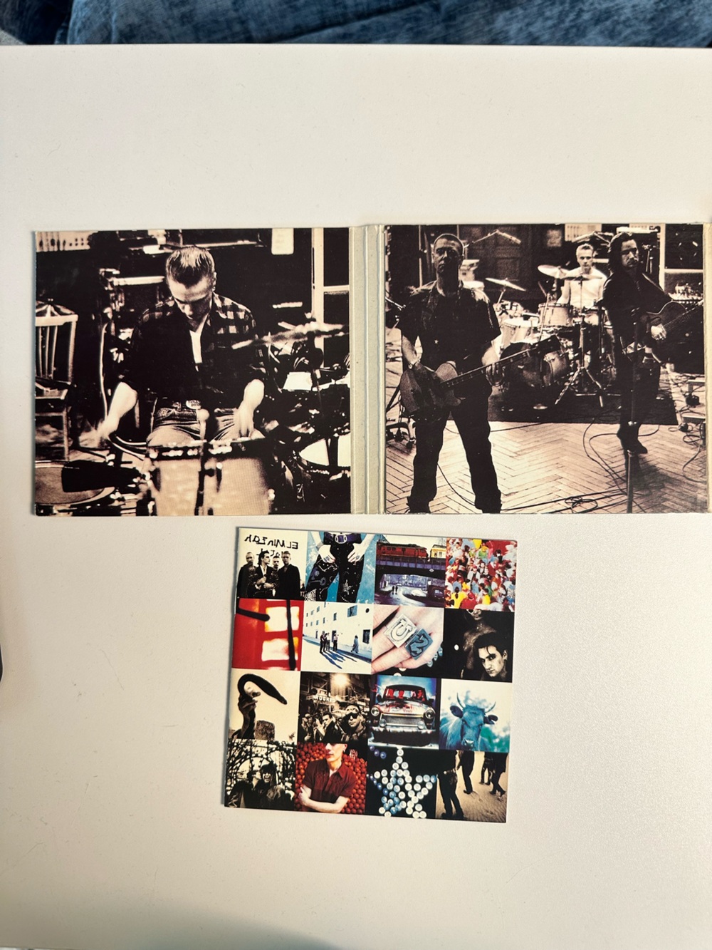 U2 Achtung Baby 1991 CD with Photo & Lyric Booklet